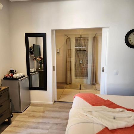 Point B Guest House -Sustainable Solar Energy Cape Town Bagian luar foto
