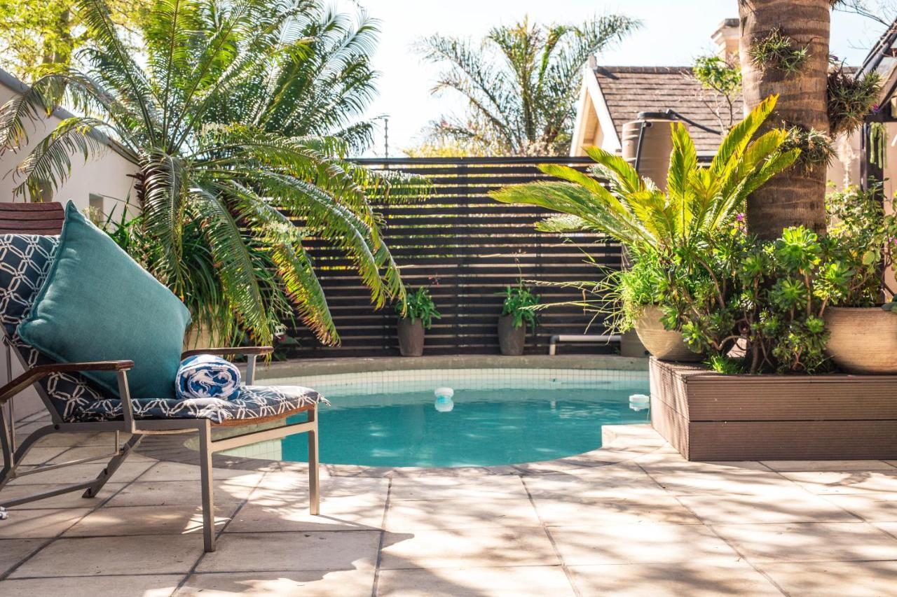 Point B Guest House -Sustainable Solar Energy Cape Town Bagian luar foto
