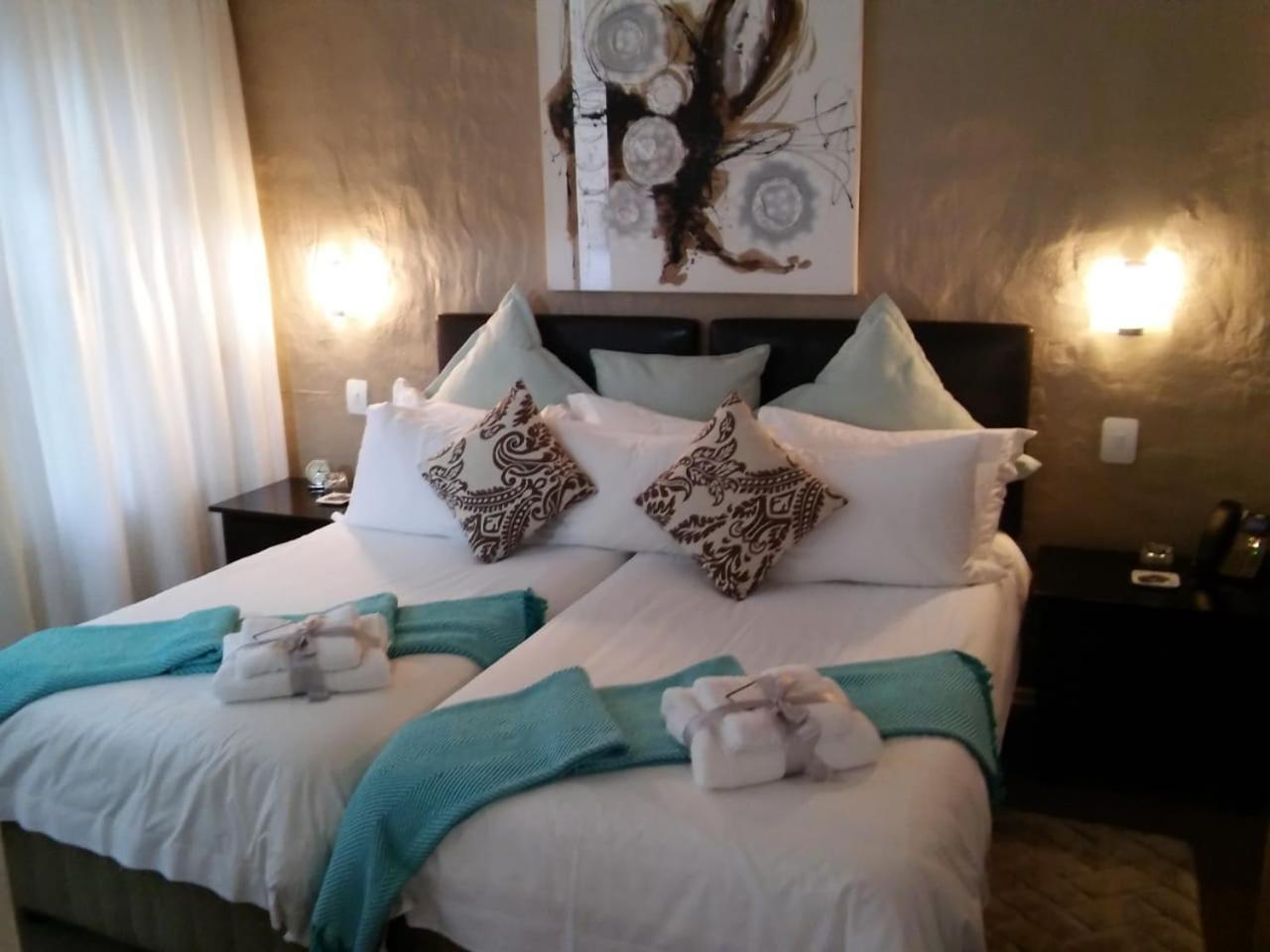 Point B Guest House -Sustainable Solar Energy Cape Town Bagian luar foto