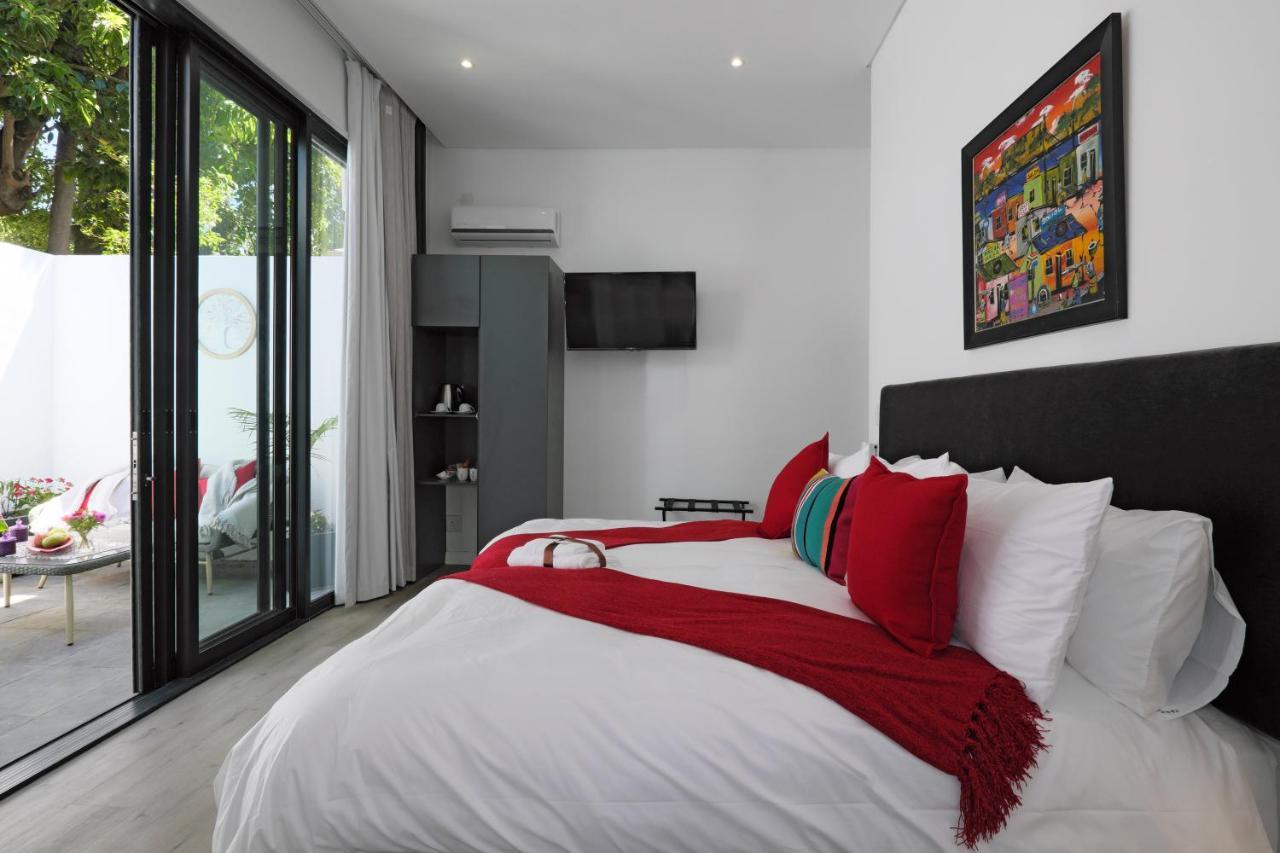 Point B Guest House -Sustainable Solar Energy Cape Town Bagian luar foto